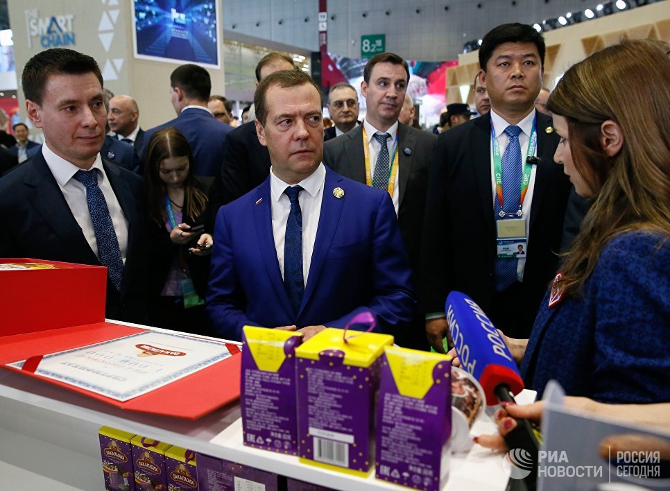 Понюхать и пощупать: что привлекло китайцев в российских продуктах на ЭКСПО 