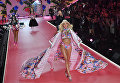 Показ Victoria’s Secret в Нью-Йорке Показ Victoria’s Secret в Нью-Йорке