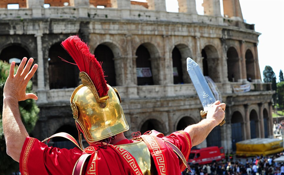 Запасаемся попкорном: конфликт Рима и Брюсселя разваливает Евросоюз 