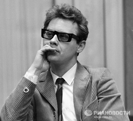 Артист Олег Табаков Артист Олег Табаков