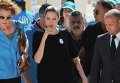 Посланник доброй воли ООН Анджелина Джоли прибыла в лагерь сирийских беженцев в Иордани Посланник доброй воли ООН Анджелина Джоли прибыла в лагерь сирийских беженцев в Иордани