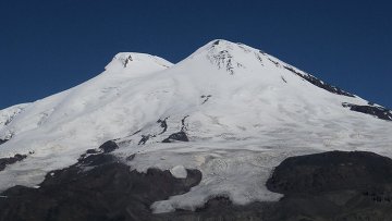 Российские спасатели эвакуировали с Эльбруса туриста из Германии
