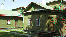 Дом со стороны усадьбы (со двора) Дом со стороны усадьбы (со двора)