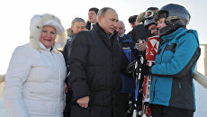 Незрячие горнолыжники показали Путину, как вслепую преодолеть трассу Незрячие горнолыжники показали Путину, как вслепую преодолеть трассу