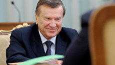 Виктор Зубков на заседании президиума правительства РФ Виктор Зубков на заседании президиума правительства РФ