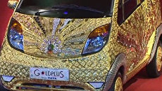 Позолоченное авто за 4.6 миллиона долларов представили в Индии Позолоченное авто за 4.6 миллиона долларов представили в Индии