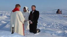 Венчание впервые прошло на Северном полюсе Венчание впервые прошло на Северном полюсе