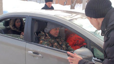 Поменяться в машине местами за пять секунд. Кадры эксперимента Поменяться в машине местами за пять секунд. Кадры эксперимента