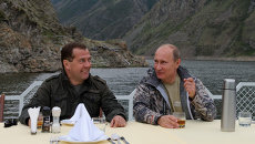 Владимир Путин и Дмитрий Медведев Владимир Путин и Дмитрий Медведев