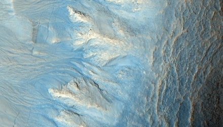 Снимок поверхности Марса, полученный камерой HiRISE Снимок поверхности Марса, полученный камерой HiRISE