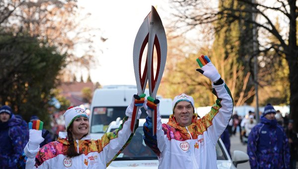 Олимпийский огонь в сочи фото