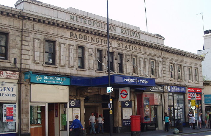 Вход в станцию метро Paddington, Лондон Вход в станцию метро Paddington, Лондон